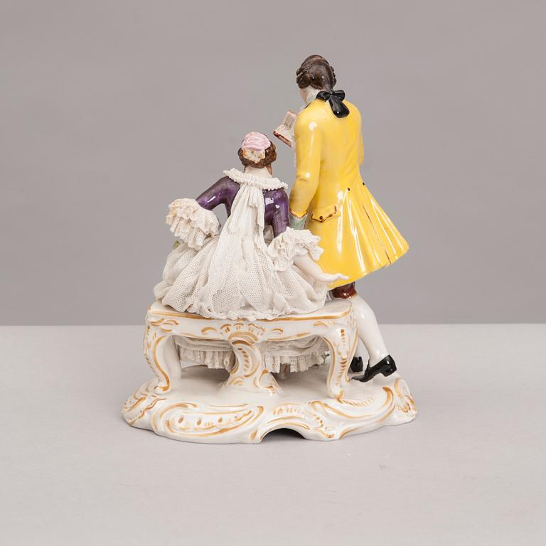FIGURIN, porslin, 1900-talets första hälft.