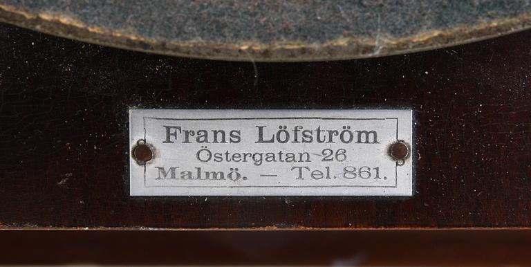 TRATTGRAMMOFON, His Master's Voice, 1900-talets början.