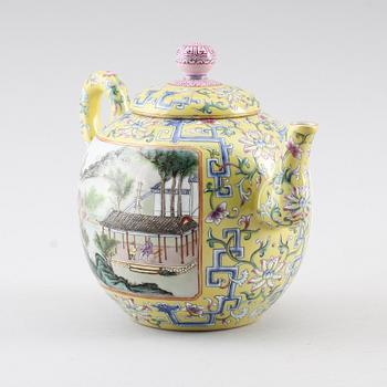 TEKANNA, porslin, Kina, sannolikt 1900-tal.