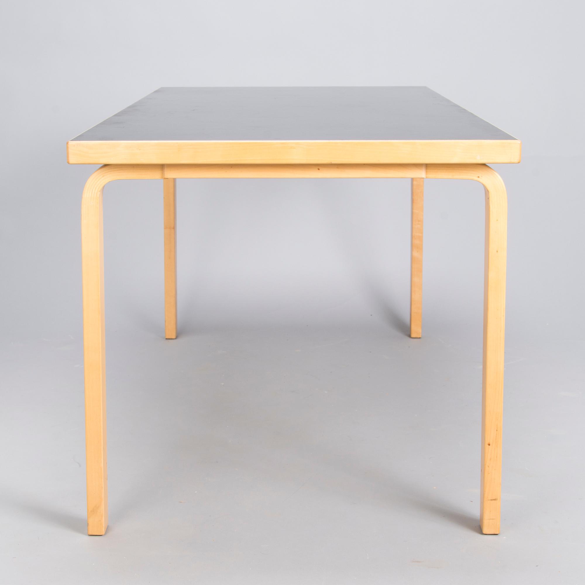 ALVAR AALTO, a late 20th century  '81A', table for Artek.