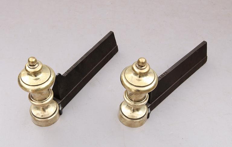 ELDHUNDAR, 1 par, gjutjärn och mässing, 1800-/1900-tal.