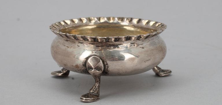 SALTKAR, 84 silver, Alexander Jaschinov, probermästare. Tillverkare okänd mästare St. Petersburg ca 1825. Vikt 80 g.