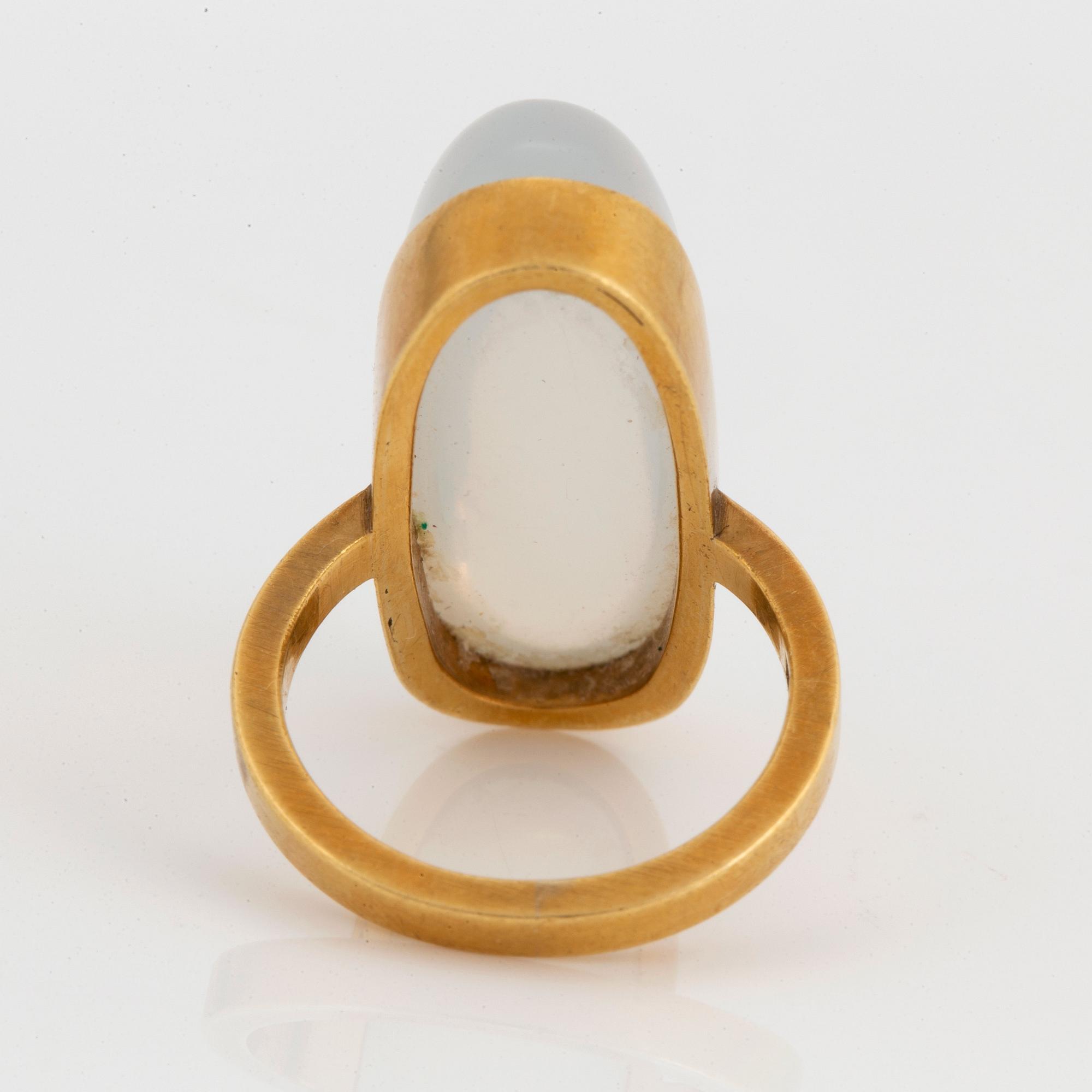 Wiwen Nilsson, an 18K gold and cabochon cut ring, Lund, Sweden 1951.