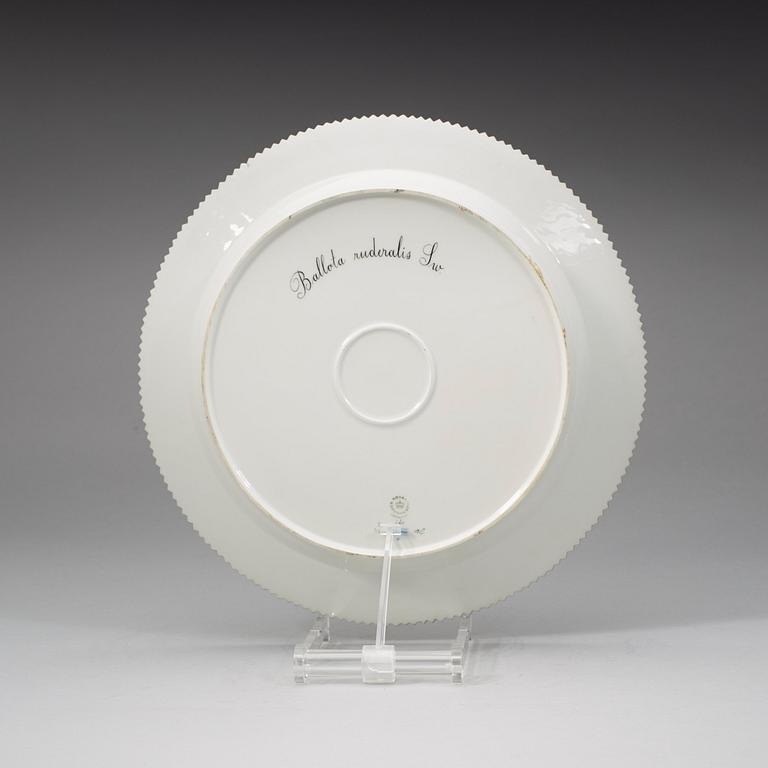 A Royal Copenhagen, 'Flora Danica' serving dish, Denmark, 20th Century.