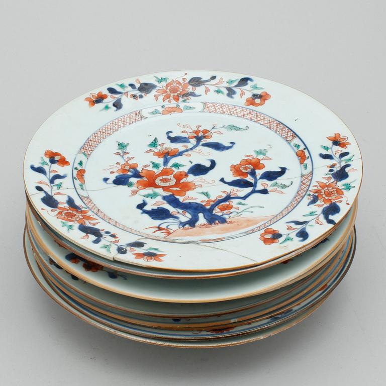 TALLRIKAR, 9 st, porslin, Kina/Japan. 1700-tal.