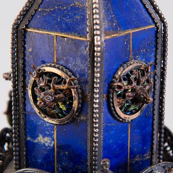 BORDSUR, silver, emalj och lapis lazuli, troligen Hermann Böhm, Wien, Österrike, 1800-talets senare hälft.