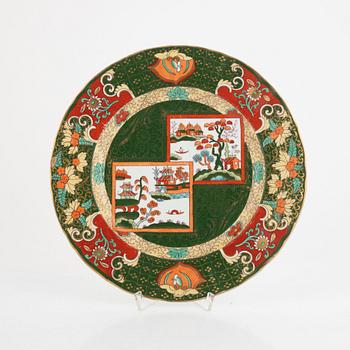 Plates, a pair, Glashworth & Bros, England, 19th century.