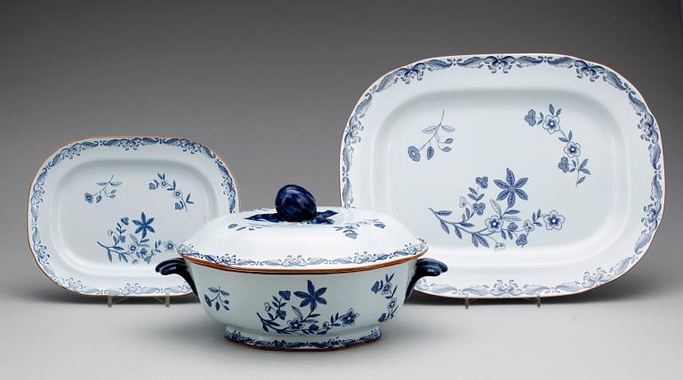 MATSERVIS, 76 delar, porslin, "Ostindia", Rörstrand, formgiven 1932.