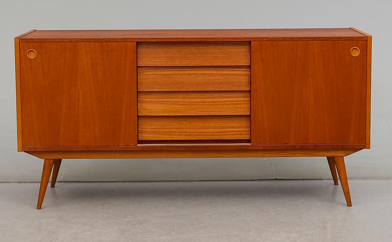 SIDEBOARD, 1900-talets andra hälft.