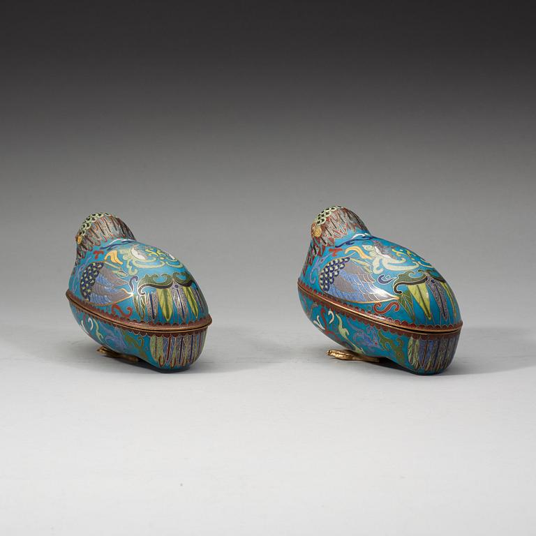 A pair of cloisonné quail tureens with covers, Qing dynasty, (1664-1912).