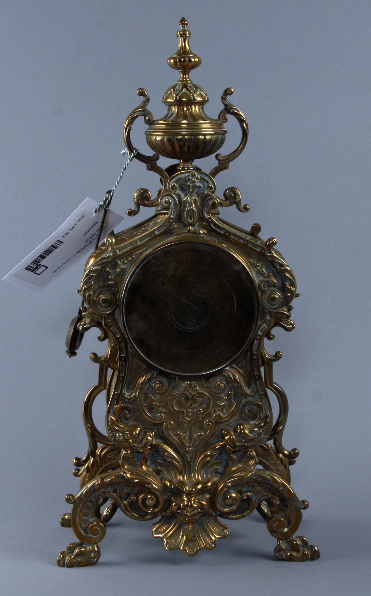 BORDSPENDYL, Louis XVI-stil. 1800/1900-tal.