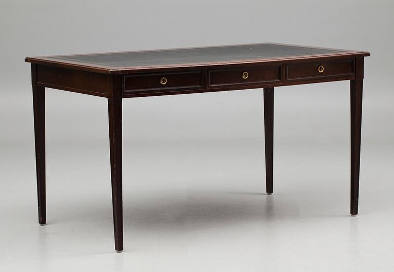 SKRIVBORD, engelsk stil, 1900-talets slut.