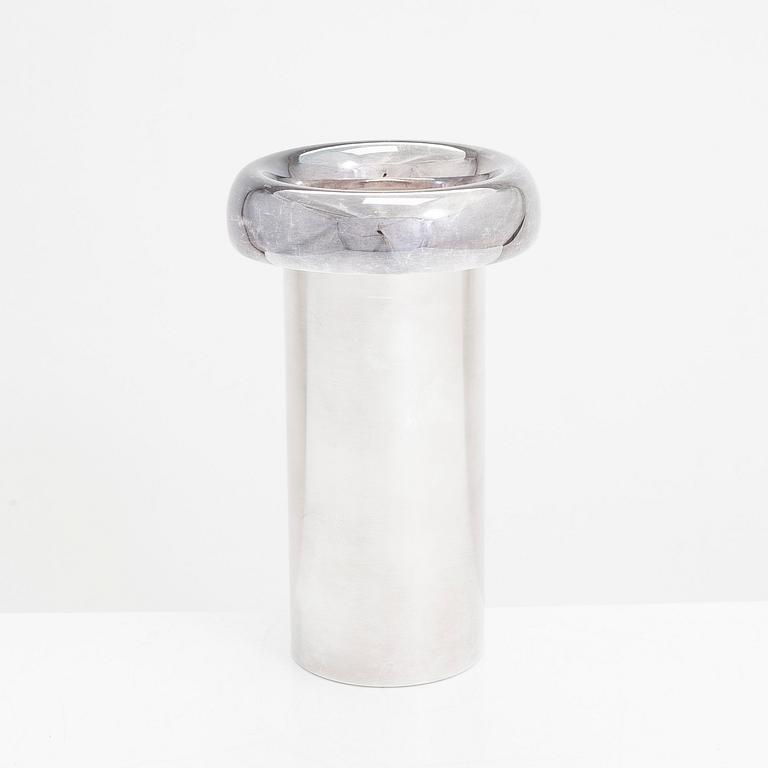 Tapio Wirkkala, a 'Growth' sterling silver vase, Kultakeskus Oy, Hämeenlinna 1990.