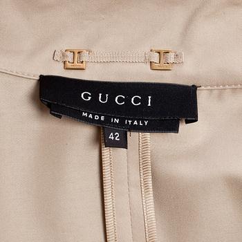 GUCCI, trenchcoat.
