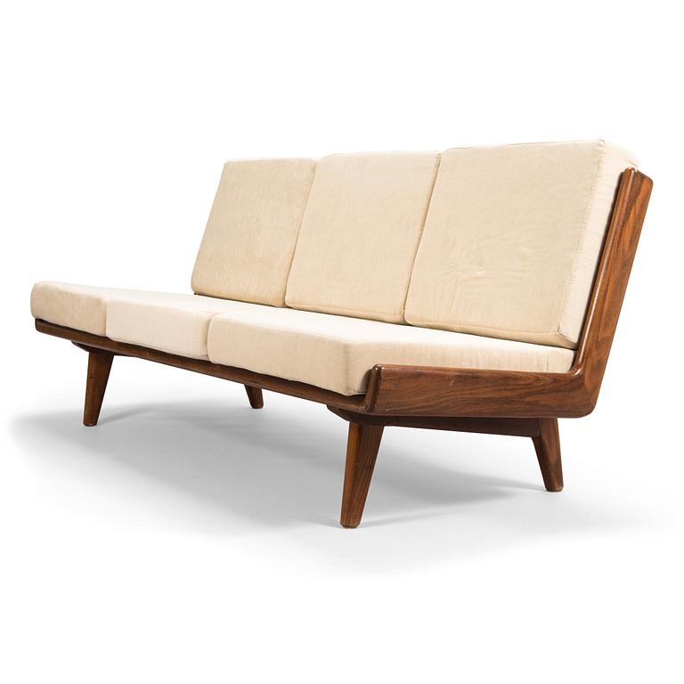 Carl Gustaf Hiort af Ornäs, a mid-20th century 'Studio' sofa for  Hiort Tuote Puunveisto Oy - Träsnideri Ab.