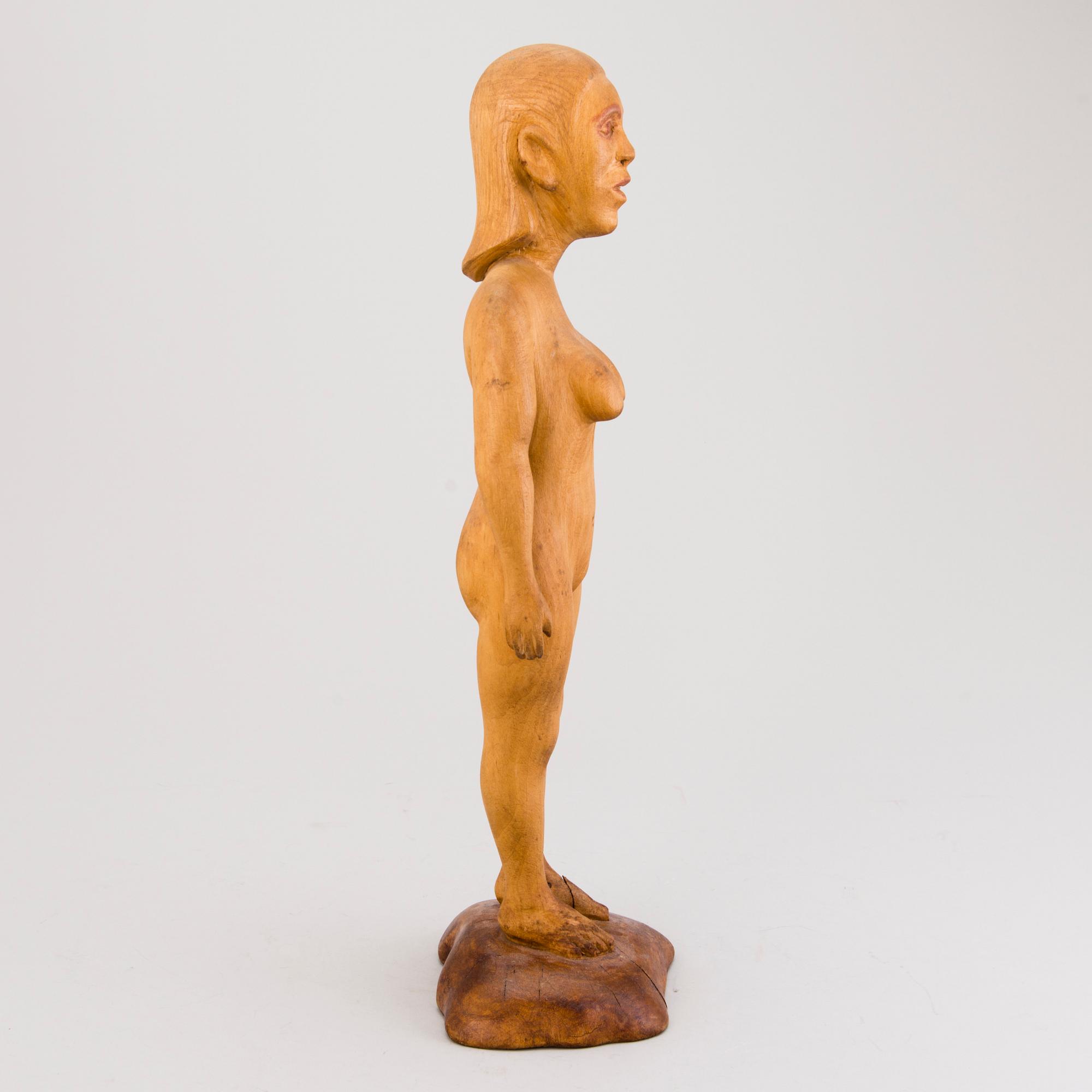 ALPO JAAKOLA, puuveistos, signeerattu.