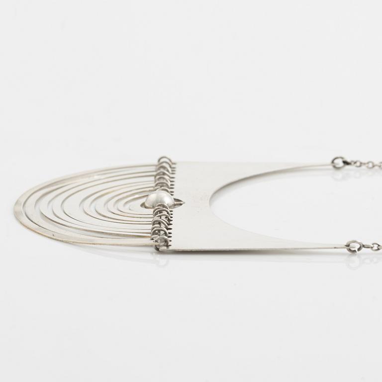 Tapio Wirkkala, A sterling silver necklace "Half-moon", E Westerback Helsinkki 1973.