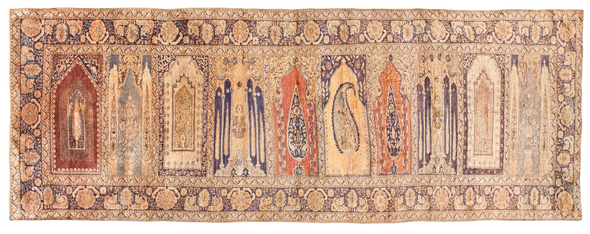 SEMI-ANTIQUE KAYSERI SAF. 277,5 x 102 cm.