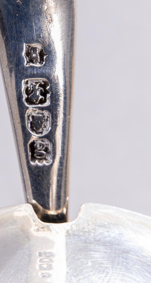 SENAPSKANNA, silver, Petter Adolf Sjöberg (1798-1833), Stockholm 1825. SKED, silver, London 1902. Tot. vikt 102 g.