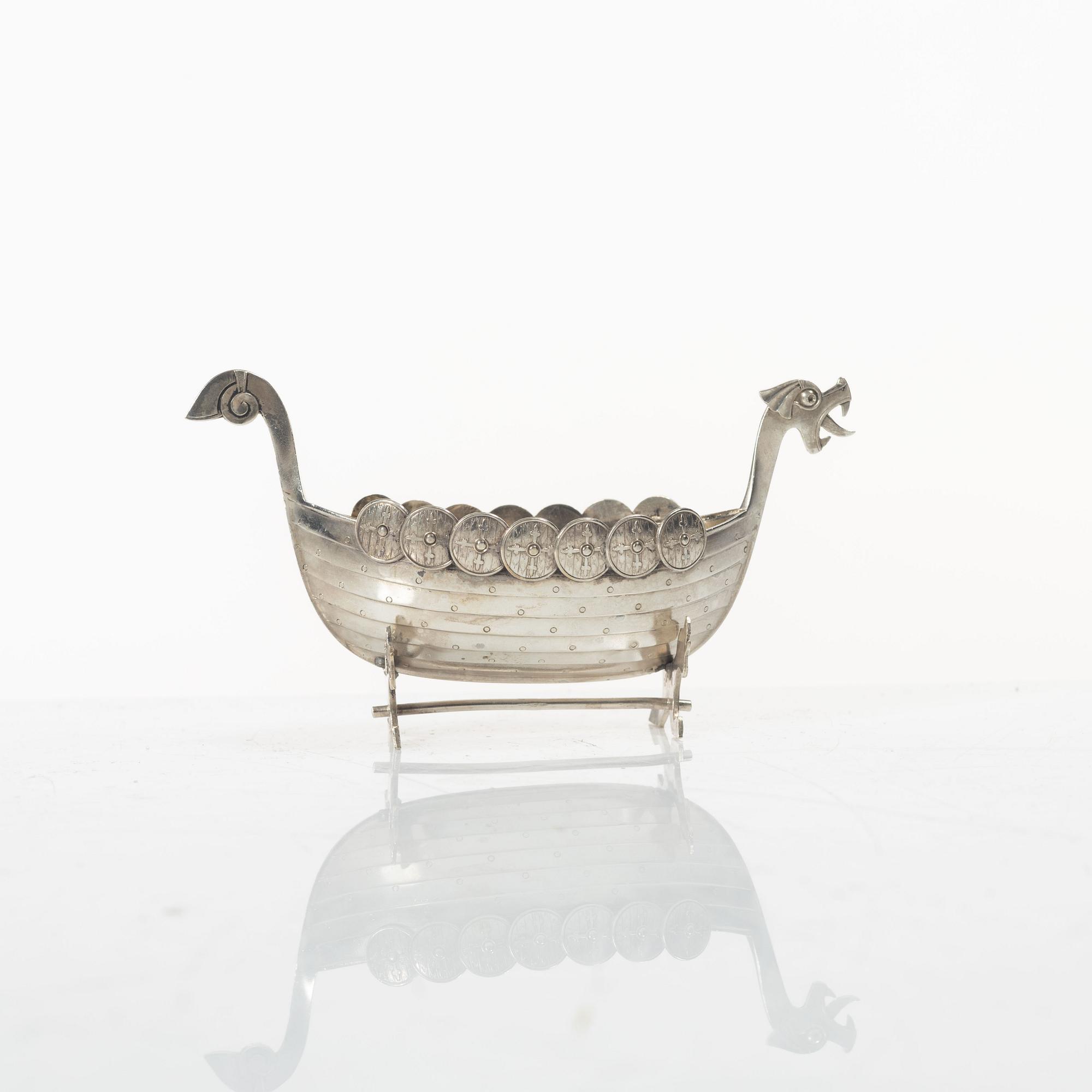 Viking ships/spice jars, 830/1000 silver, 8 pieces.