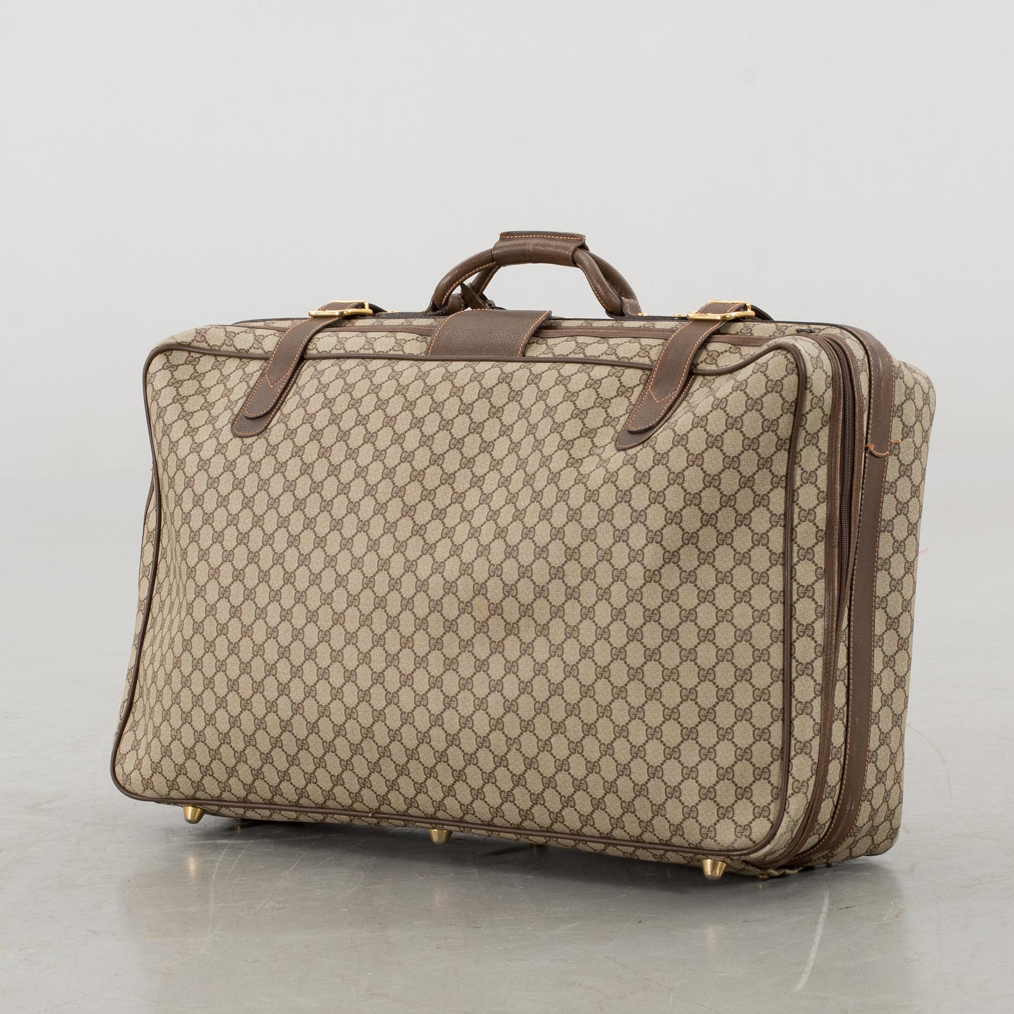 GUCCI, suitcase.
