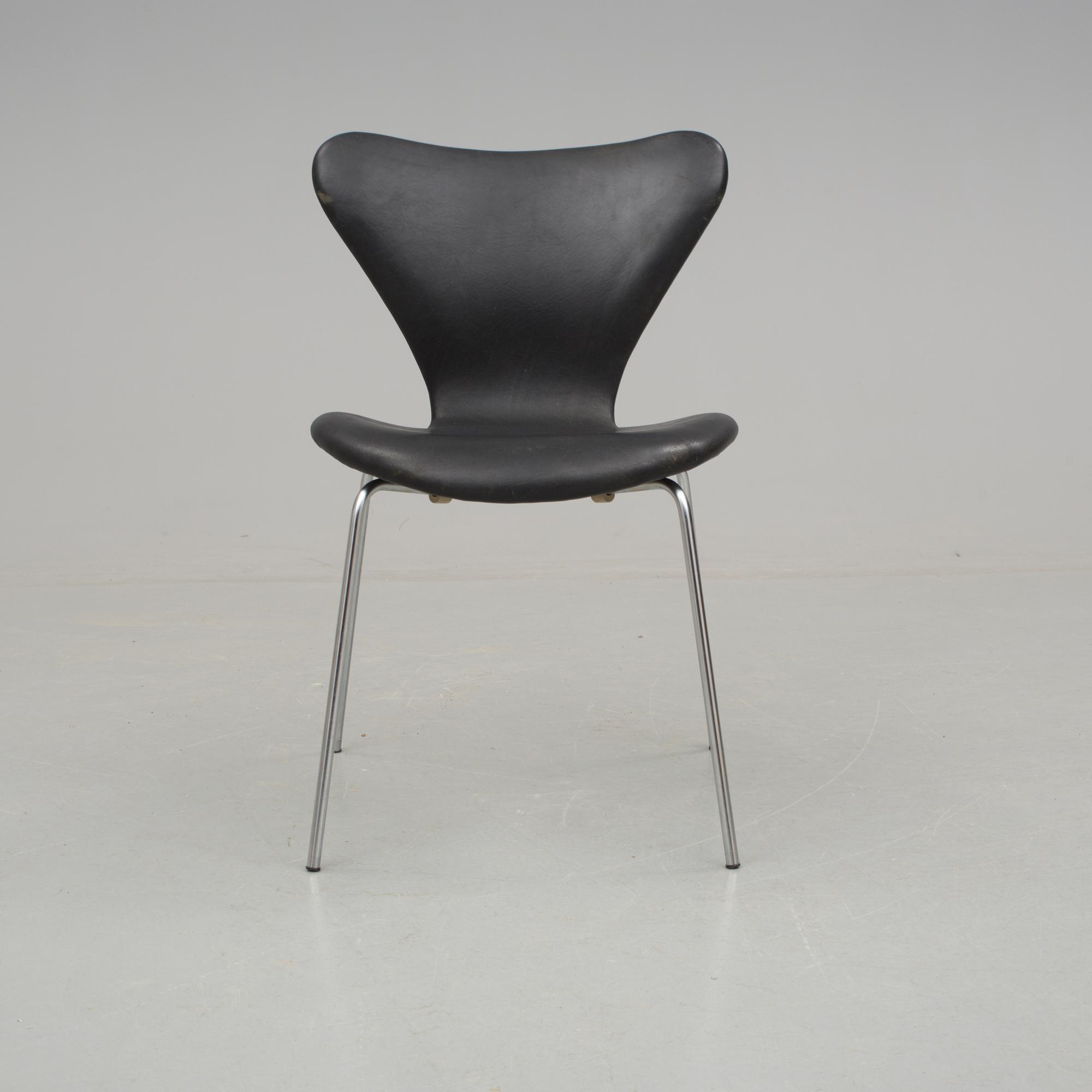 STOL, "Sjuan", Arne Jacobsen, Fritz Hansen, 1971.