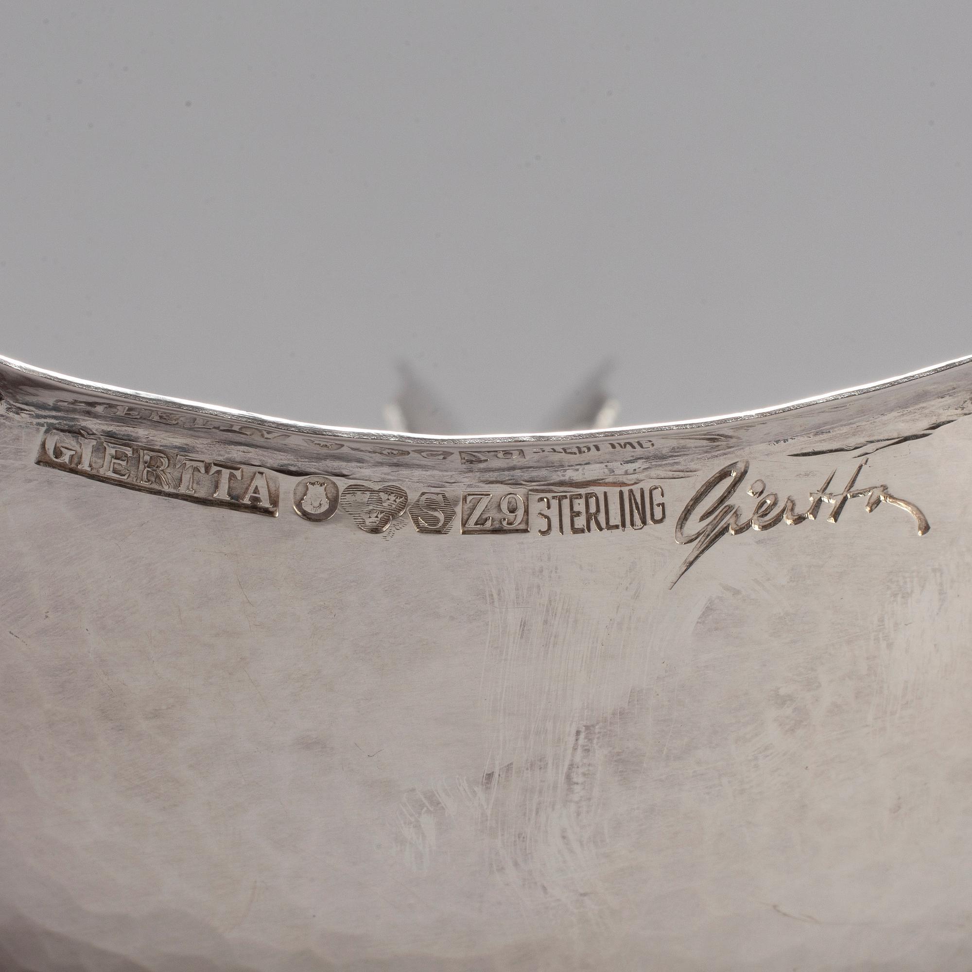 CLAËS E. GIERTTA, a sterling silver bowl, Stockholm 1974.
