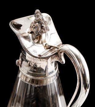 TODDYKANNA, silver och glas, otydliga svenska stämplar, sekelskiftet 1900.