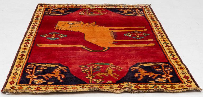 Carpet, Shiraz, approx. 203 x 130 cm.