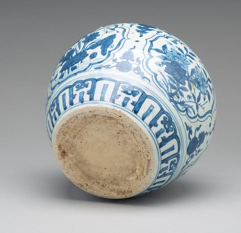 A blue and white jar, Ming dynasty (1368-1644).