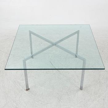 Ludwig Mies van der Rohe, a "Barcelona" coffee table, Knoll.