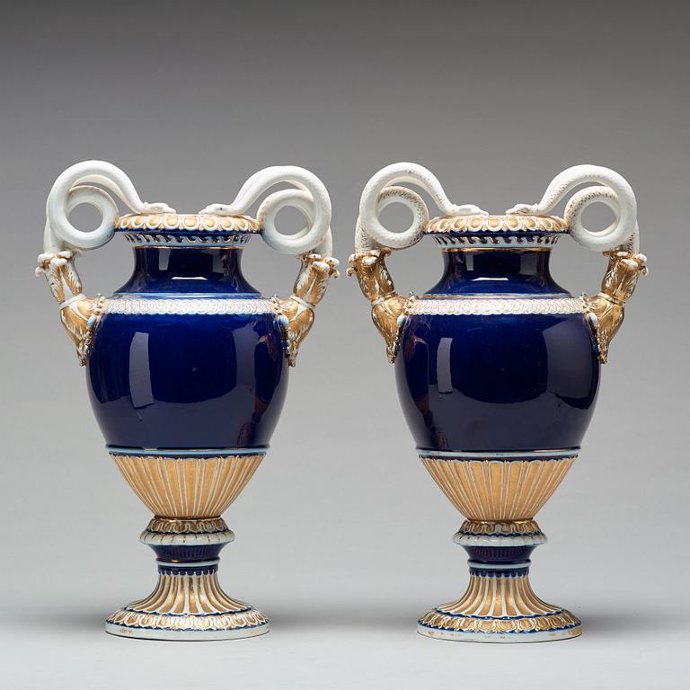 A pair of Meissen vases, circa 1900.