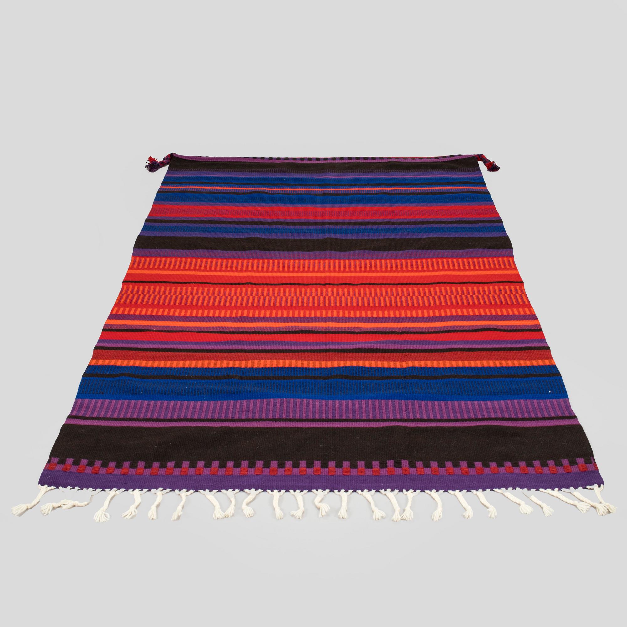 Elsa Montell-Saanio, rana / väggbonad,  "En natt i fjällen"  Finland. Ca 215 x 130 cm.