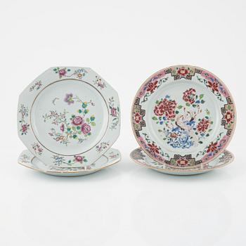 2+2 porcelain plates, Qing Dynasty, Qianlong (1736-95).