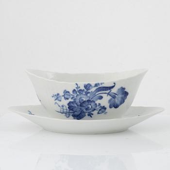 Matervis, 79 pieces, "Blue Flower", Royal Copenhagen, Denmark.