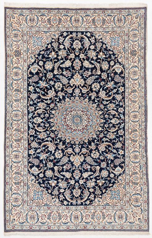 Rug, Nain, approx. 315 x 200 cm.