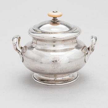 A lidded silver sugar bowl, maker's mark of Joseph Nordberg, S:t Petersburg, Russia 1850.