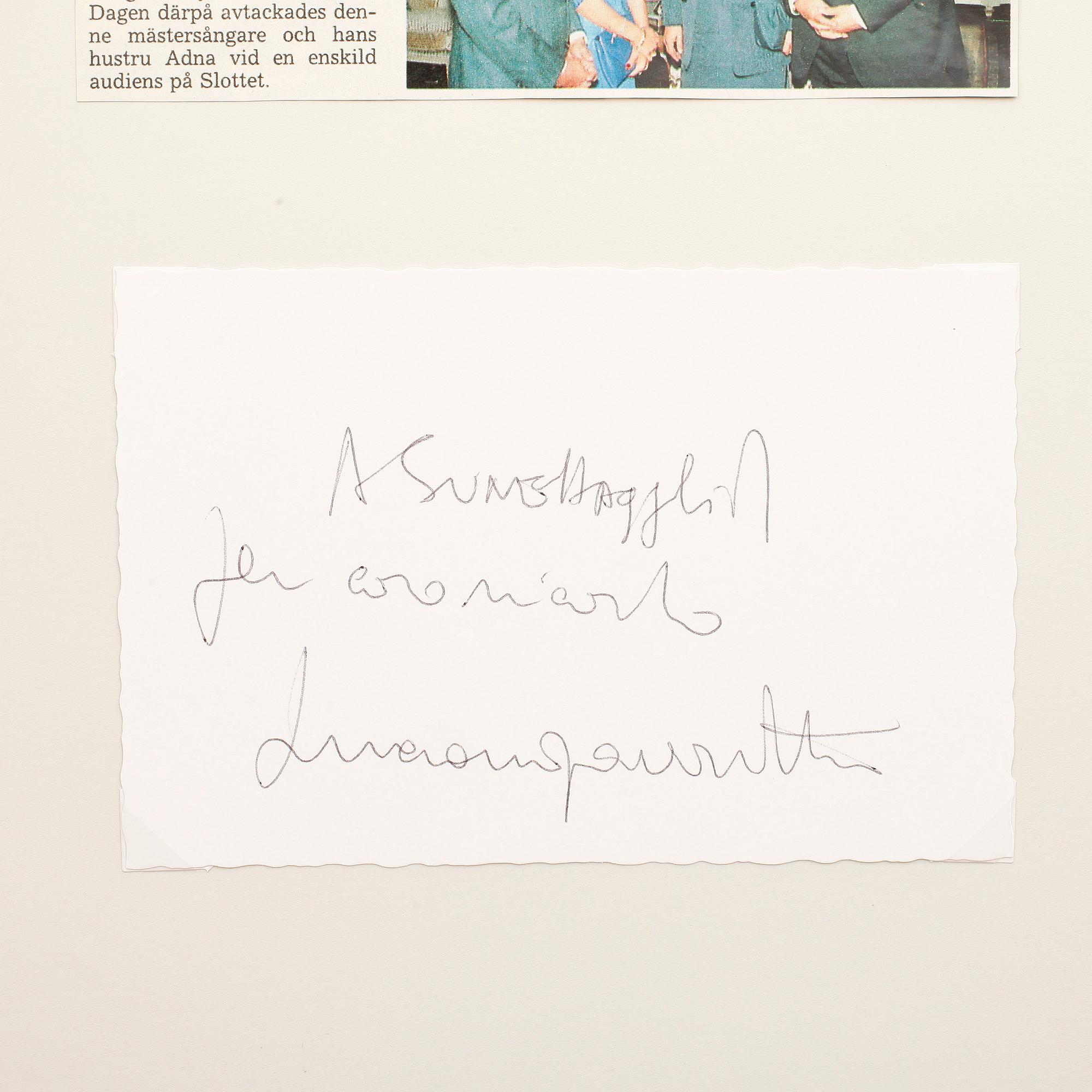 AUTOGRAFER AV MUSIKARTISTER, 8 st, bla Jussi Björling, Marlene Dietrich och Maria Callas, egenhändiga.