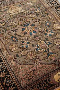 A RUG, an antique/semi-antique silk Kashan Souf, probably Motachem,  ca 112,5 x 100-93 cm.