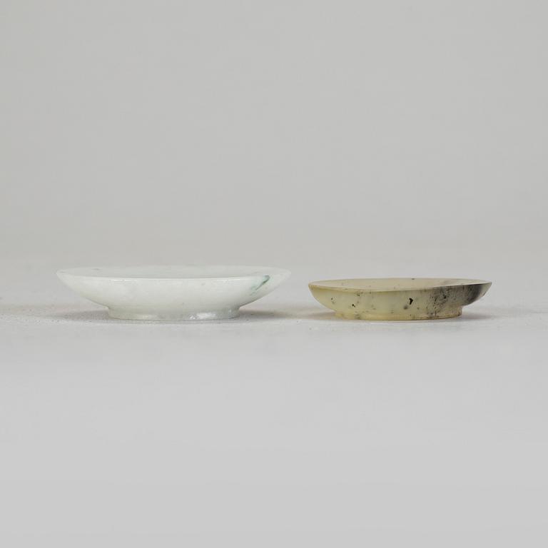 FAT, 2 st, jadeit, 1900-tal.