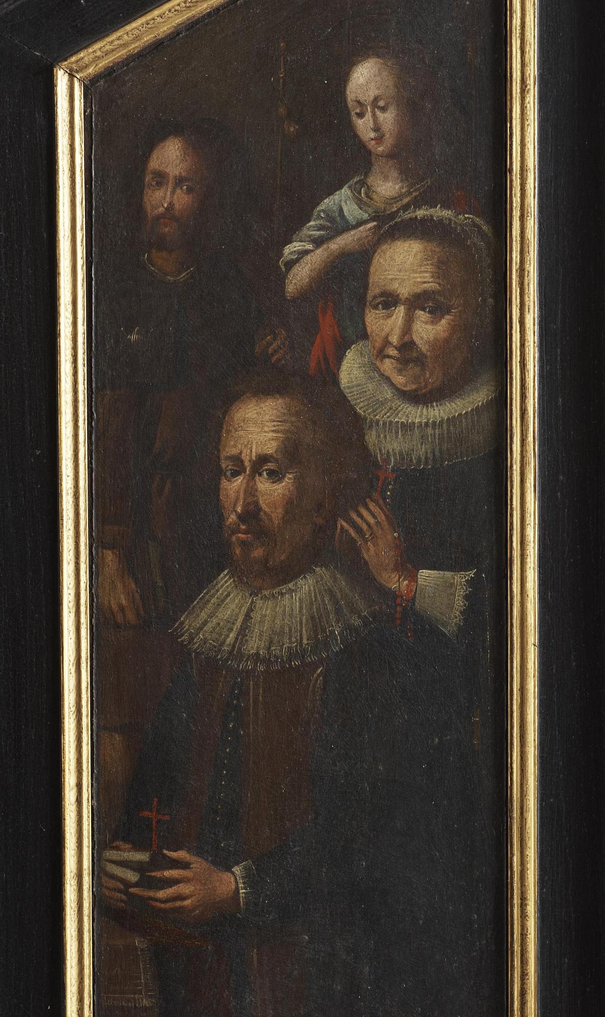 ALTARTAVLA, triptyk, sannolikt delvis 1700-tal.
