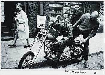 Carl Johan De Geer, photograph, signed 1/20.