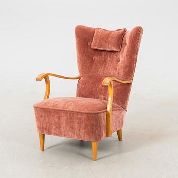 Armchair 1940s.