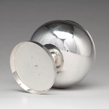 SIGURD PERSSON, a sterling silver bowl, executed by Johann Wist, Stockholm 1969.