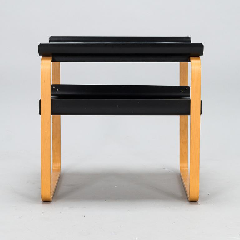 Alvar Aalto, sidobord, modell 915, Artek 2000-tal.