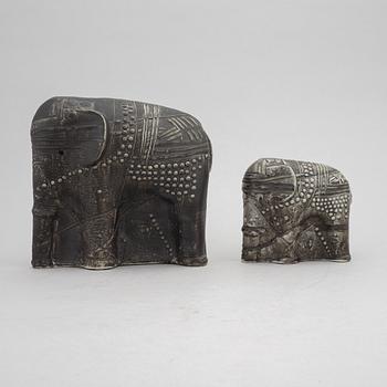 Bertil Vallien, two stoneware sculptures of elephants, Rörstrand.