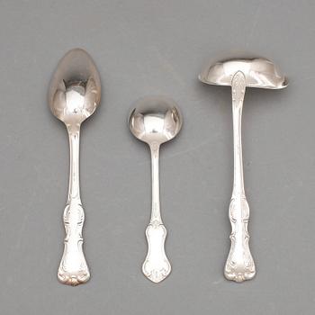 BESTICKSERVIS, 109 delar, silver modell Prins Albert CG Hallberg, Stockholm 1900-tal. Totalvikt ca 6200gr.