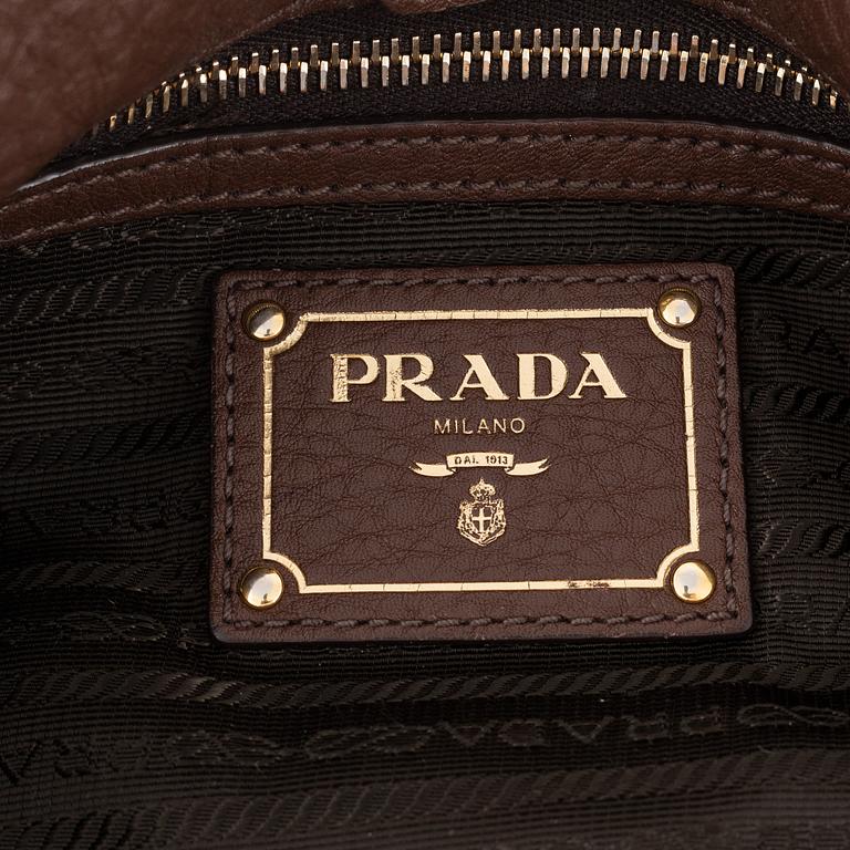 Prada, väska.