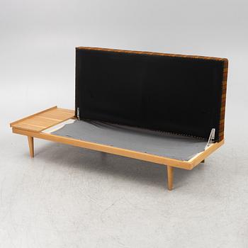Haldor Vik & Ingmar Relling, daybed/module sofa, "Svane", from the Svane series, Ekornes Fabrikker A/S, Norway, circa 1970.