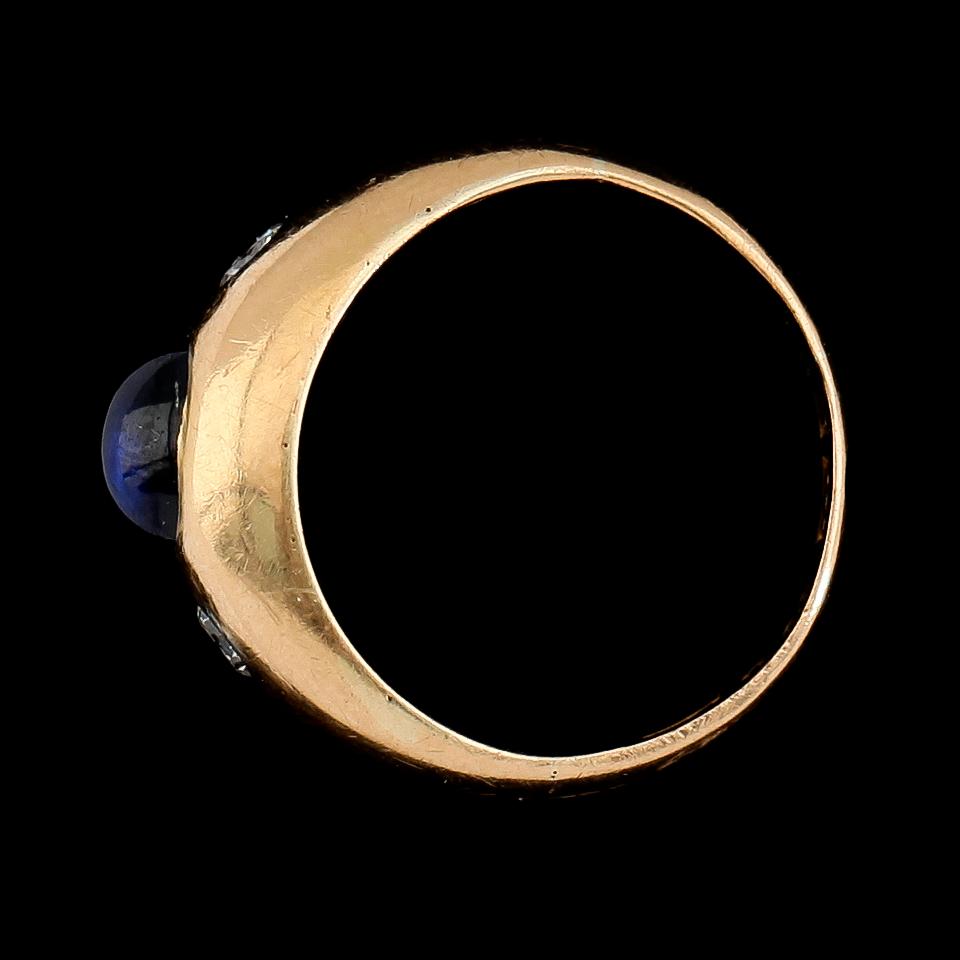 RING, 18K guld, diamanter samt blå sten, svenska stämplar. Total vikt ca4 g.